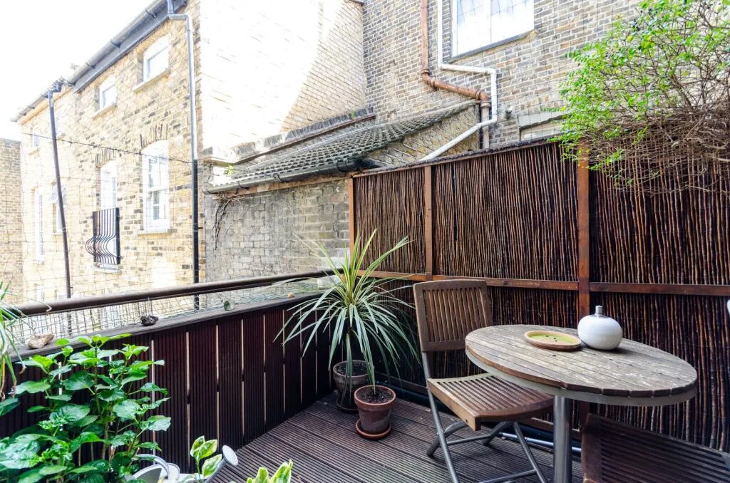 2 bedroom flat for rent