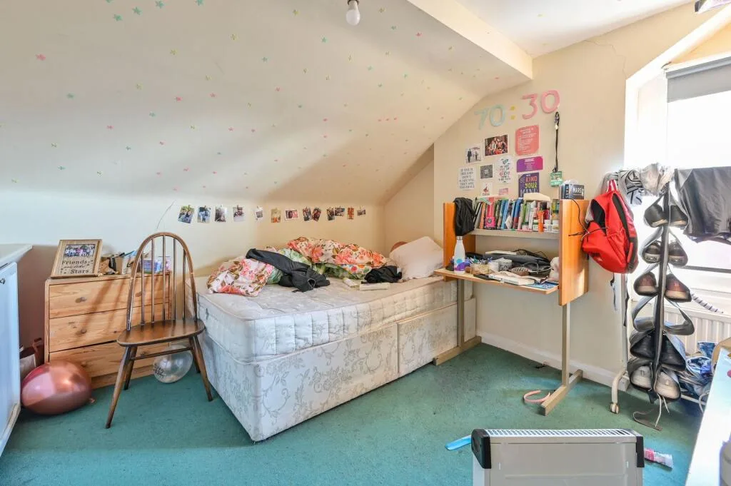 5 bedroom house for rent