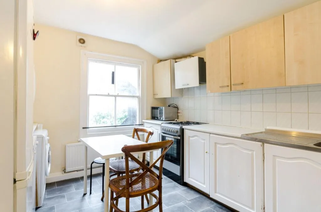 5 bedroom house for rent