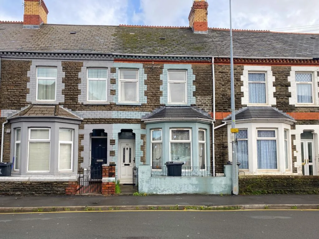 5 bedroom terraced house for rent