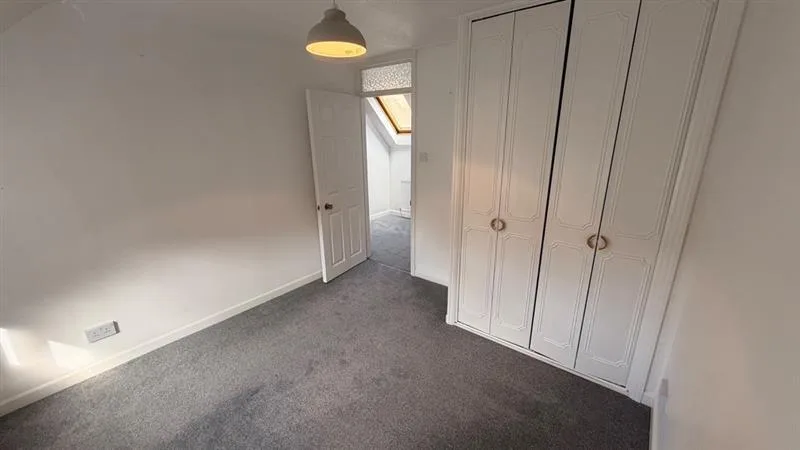 2 bedroom house for rent