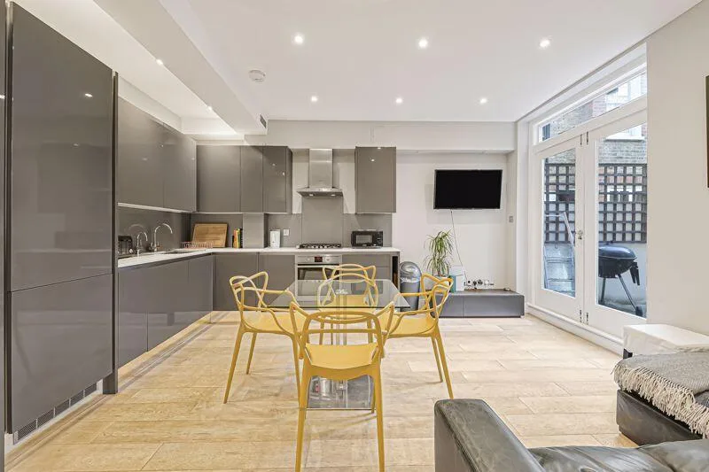 2 bedroom flat for rent
