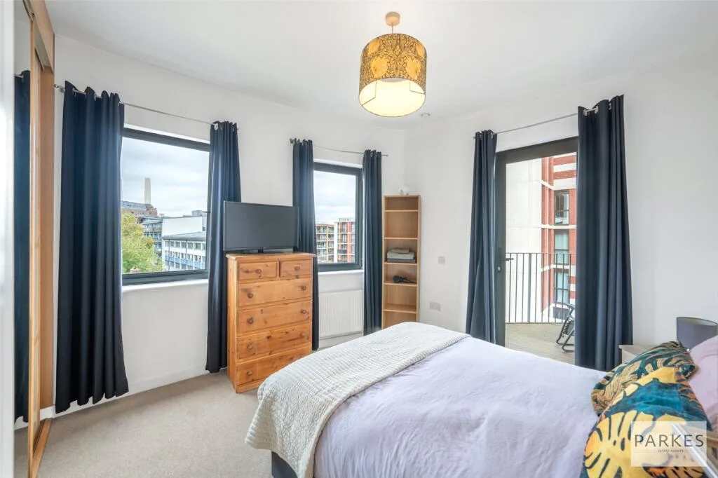 2 bedroom penthouse for rent