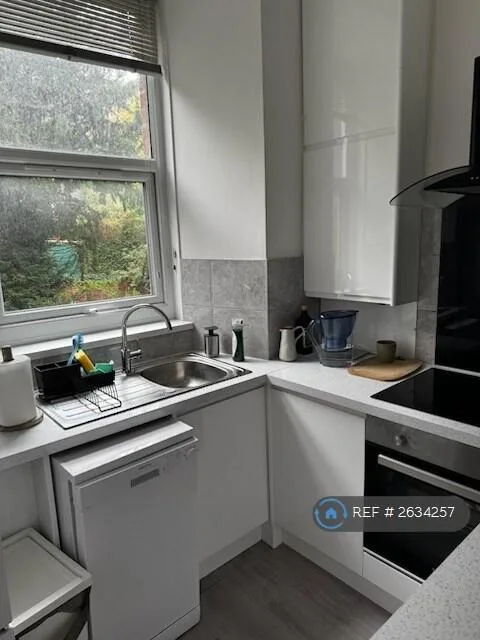 Studio flat for rent