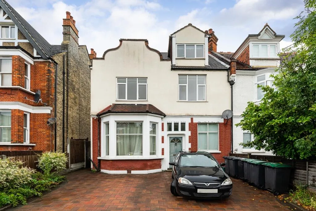 2 bedroom flat for rent