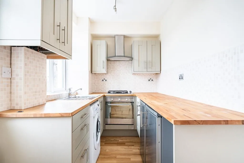 2 bedroom flat for rent