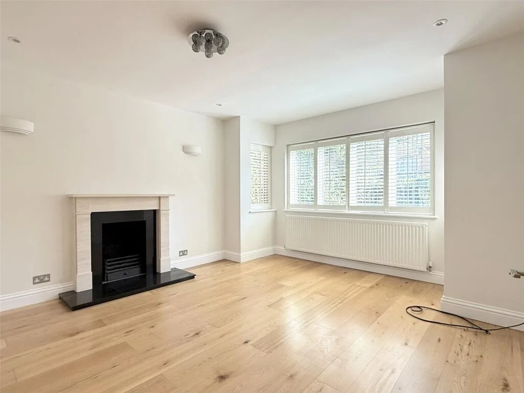 4 bedroom detached house for rent