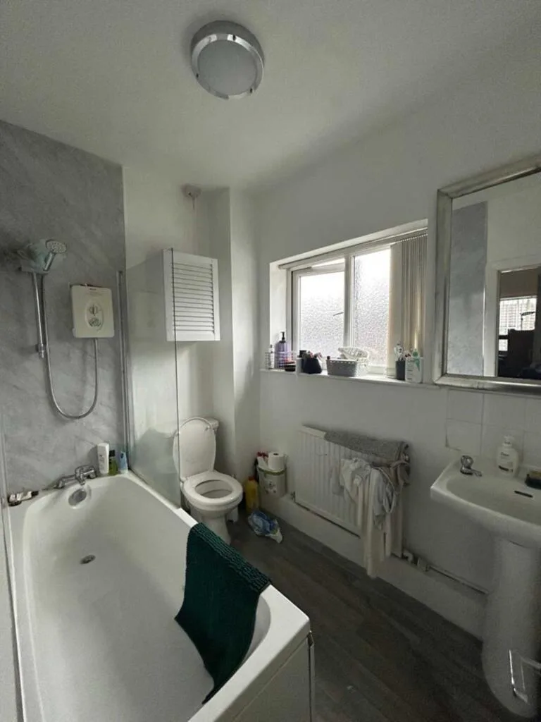 3 bedroom flat for rent