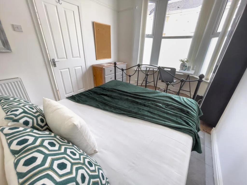 4 bedroom terraced house for rent