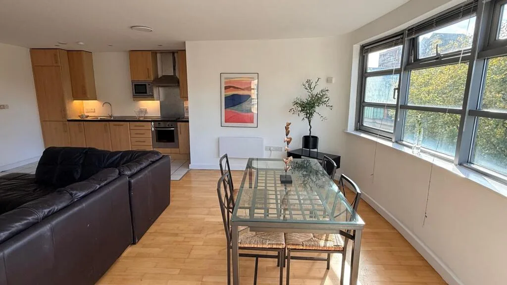 2 bedroom flat for rent