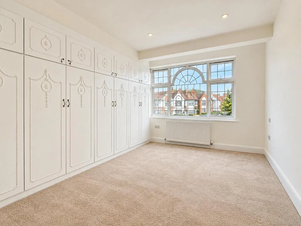 4 bedroom semi-detached house for rent