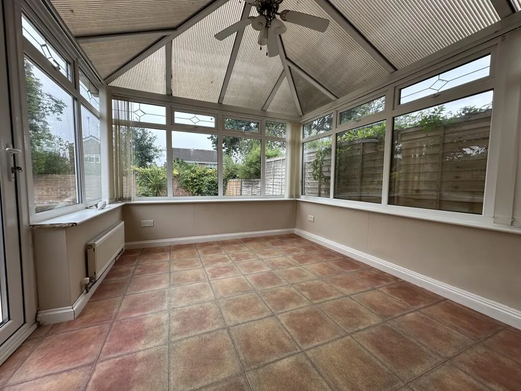2 bedroom semi-detached house for rent
