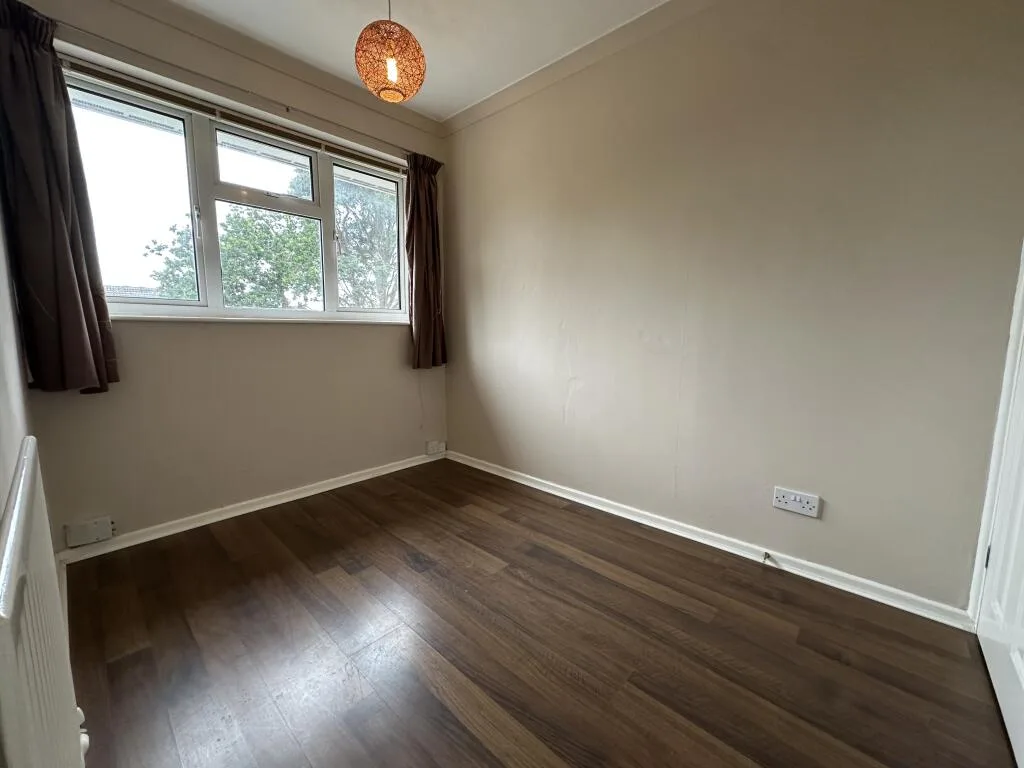 2 bedroom semi-detached house for rent