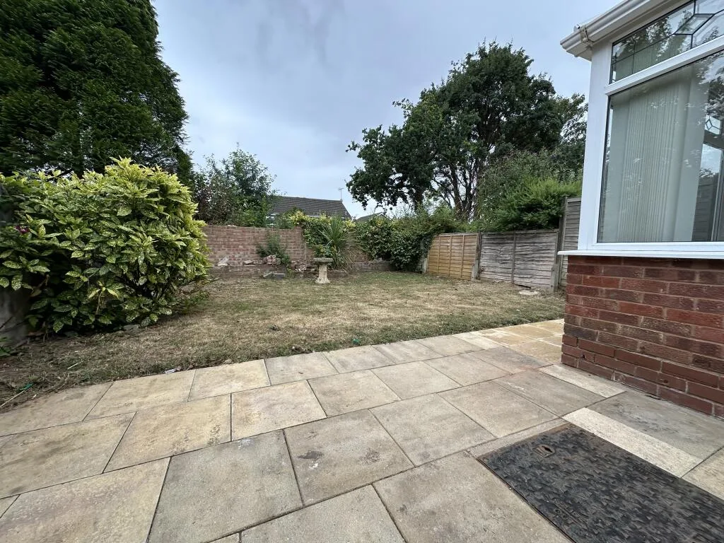 2 bedroom semi-detached house for rent