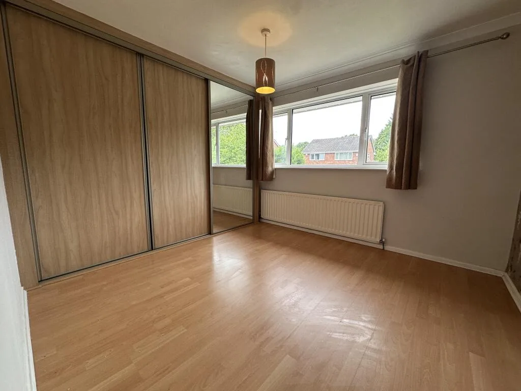 2 bedroom semi-detached house for rent