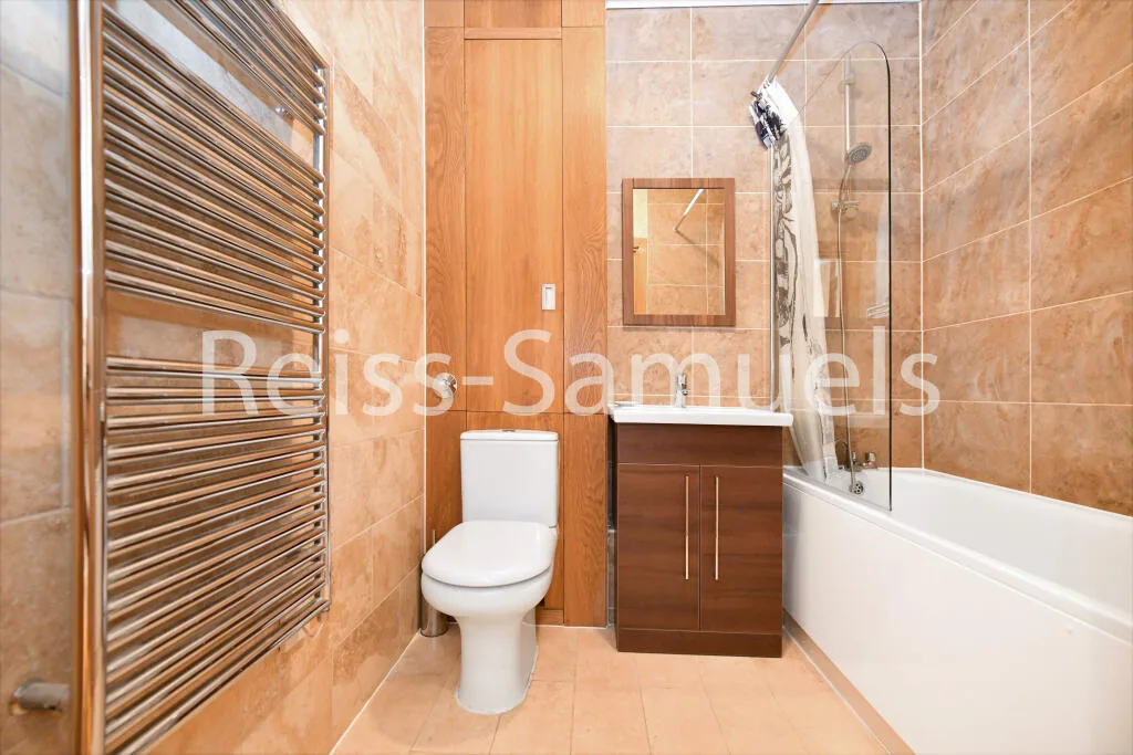 1 bedroom duplex for rent