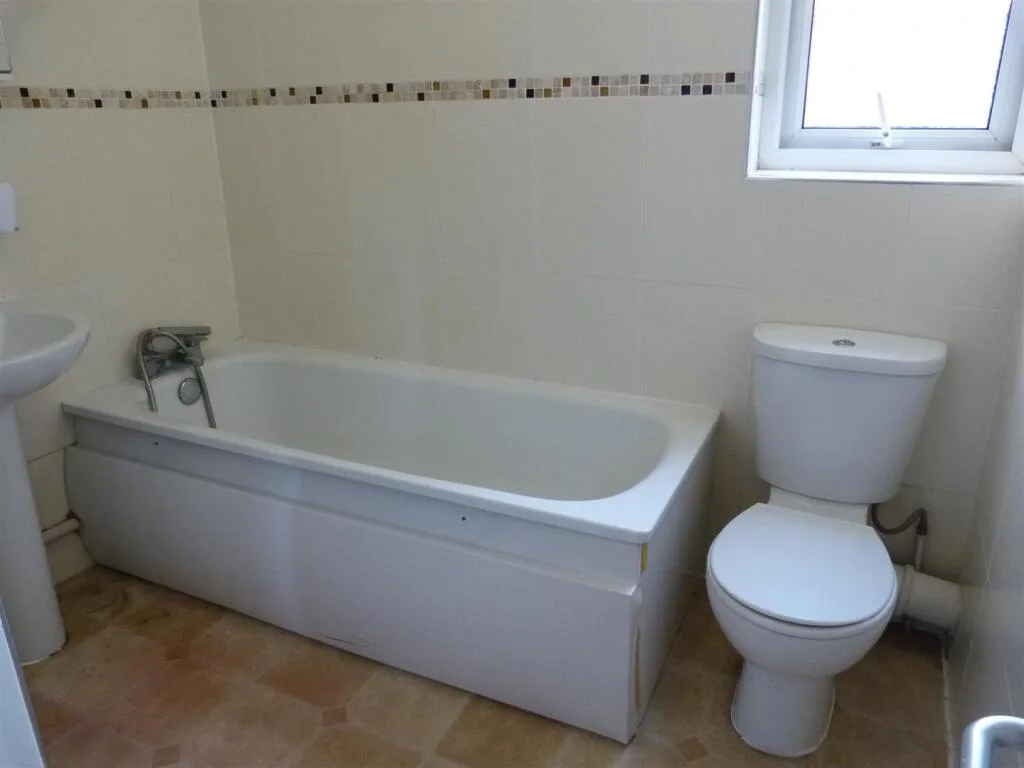 1 bedroom house for rent