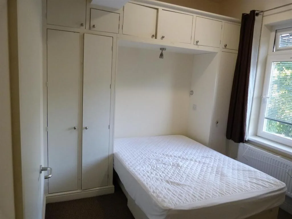 1 bedroom house for rent