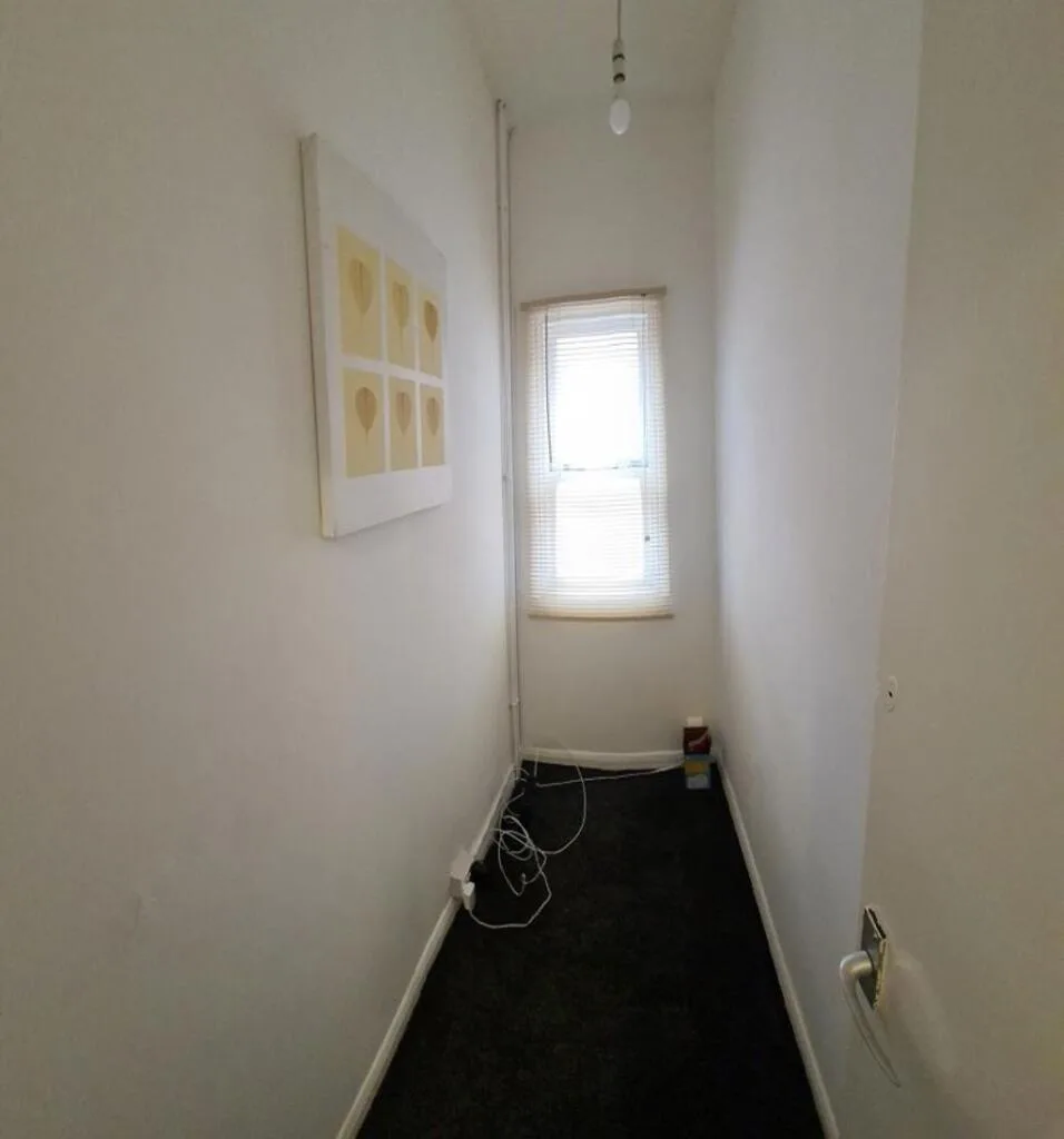 6 bedroom house for rent