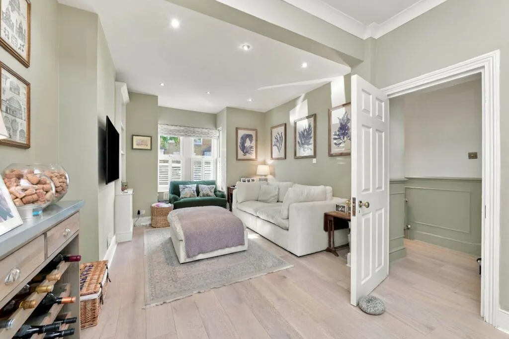 4 bedroom terraced house for rent