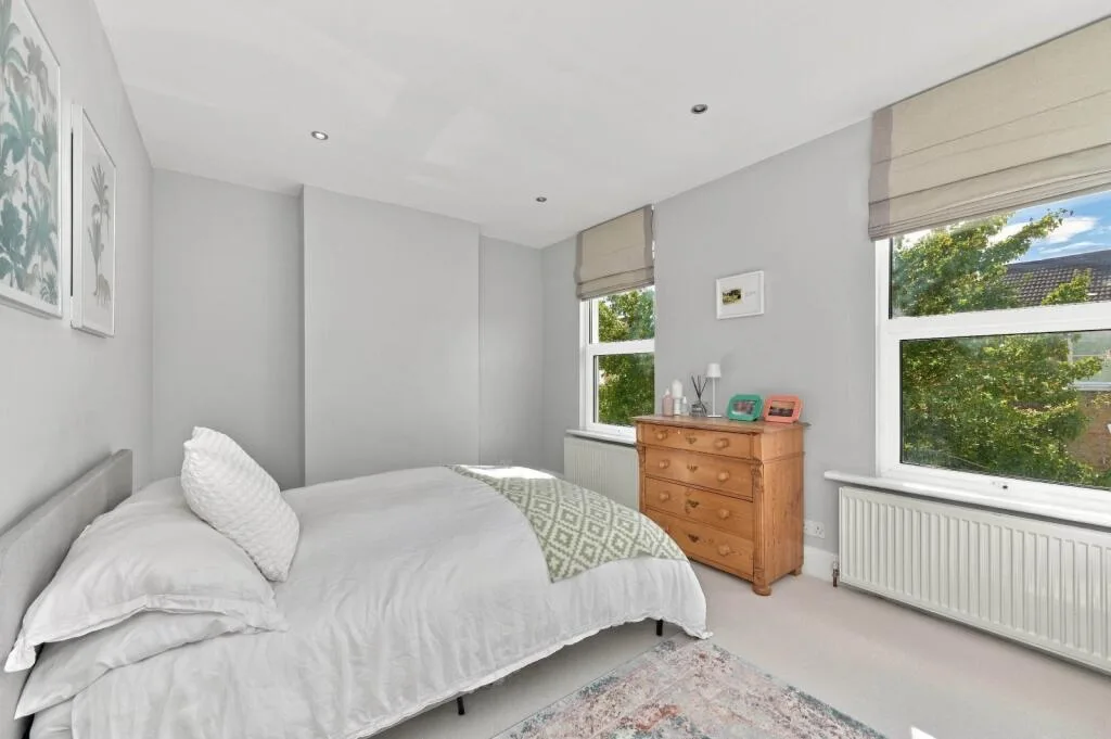 4 bedroom terraced house for rent