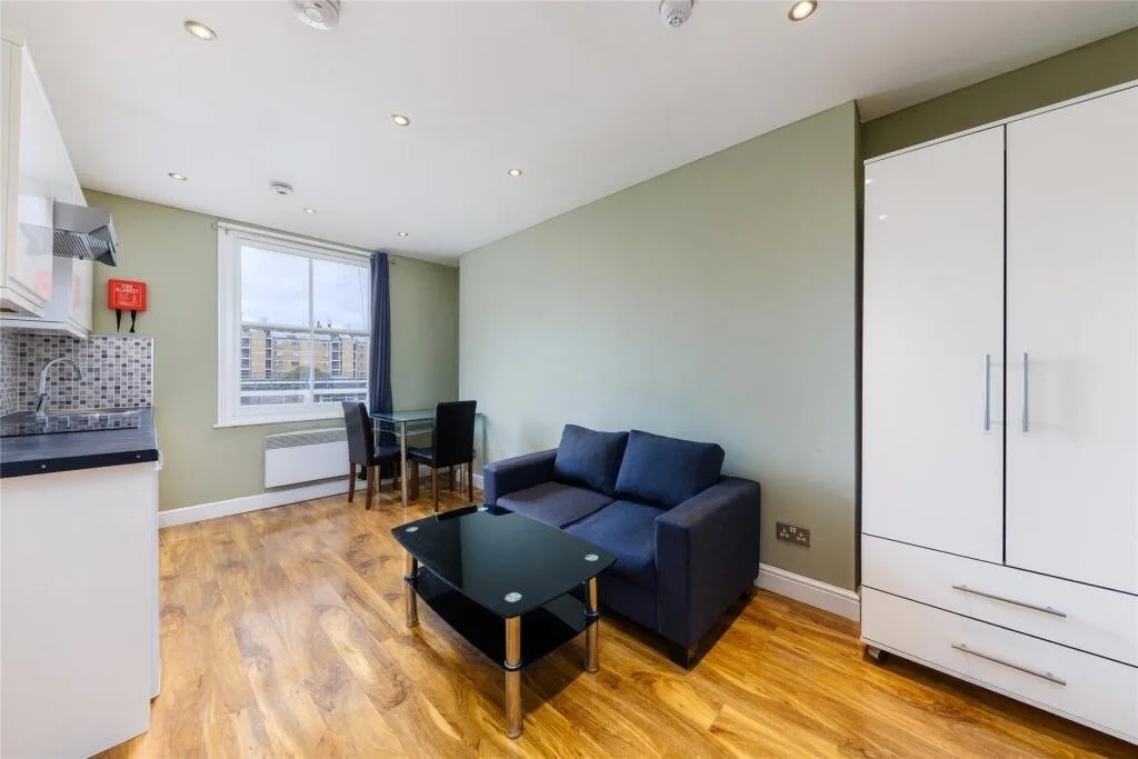 1 bedroom flat for rent