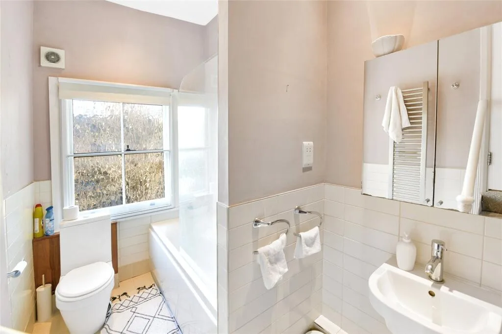 2 bedroom flat for rent