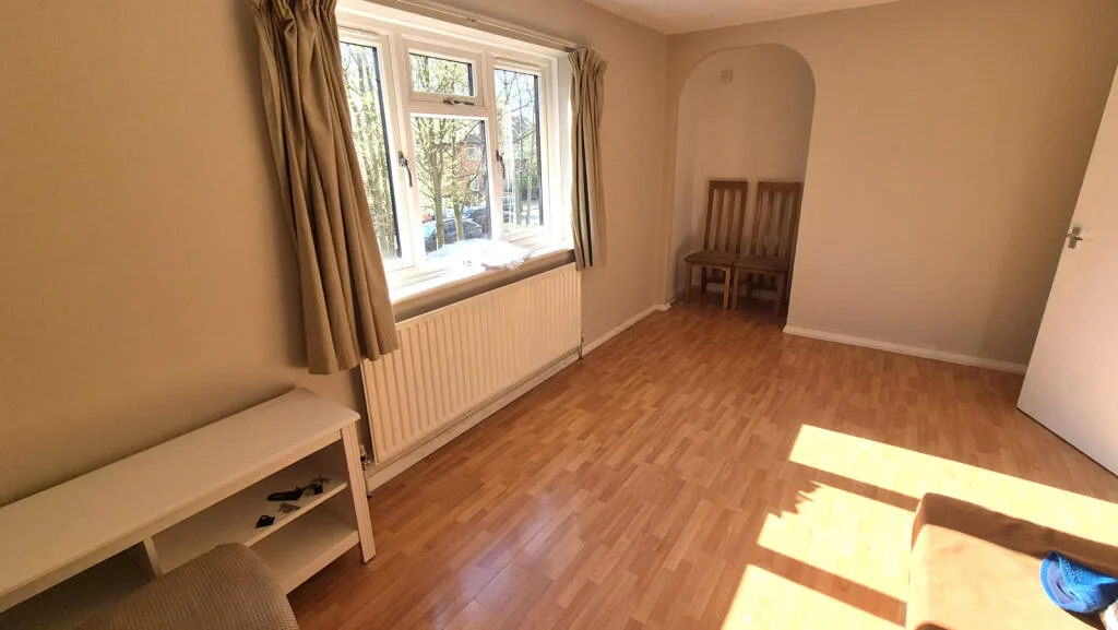 1 bedroom maisonette for rent