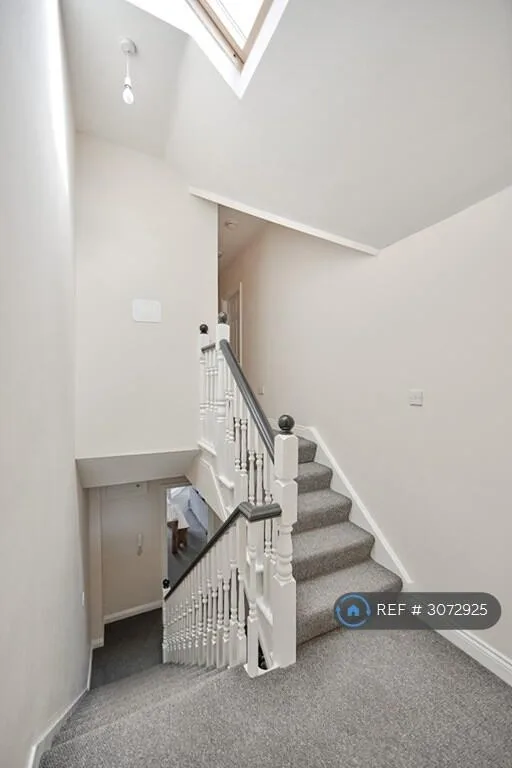 6 bedroom terraced house for rent