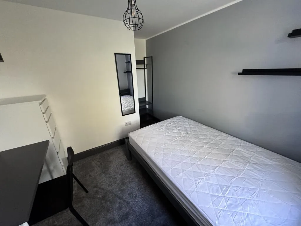 4 bedroom terraced house for rent