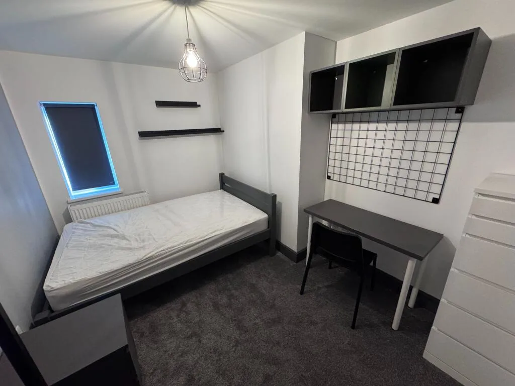 4 bedroom terraced house for rent