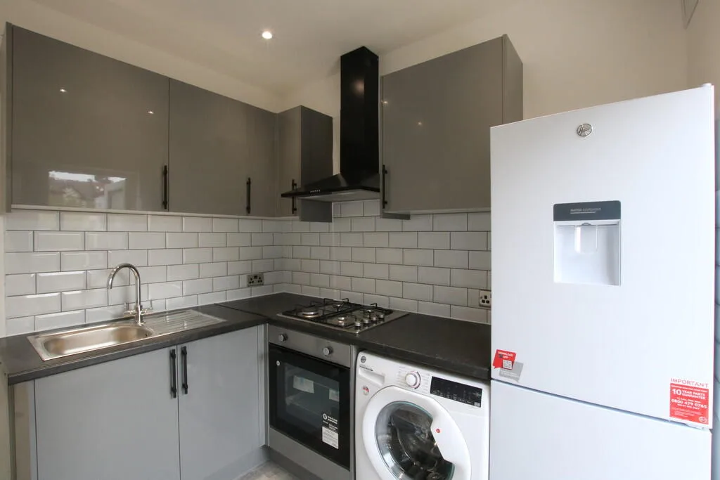 1 bedroom maisonette for rent
