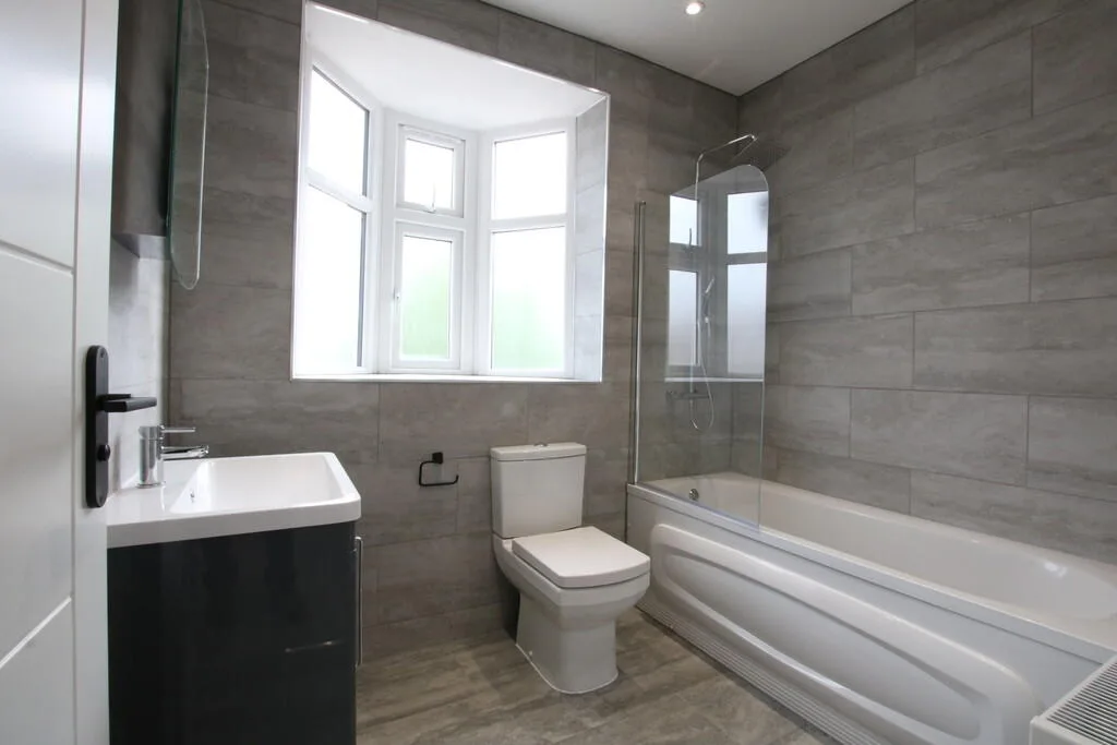 1 bedroom maisonette for rent
