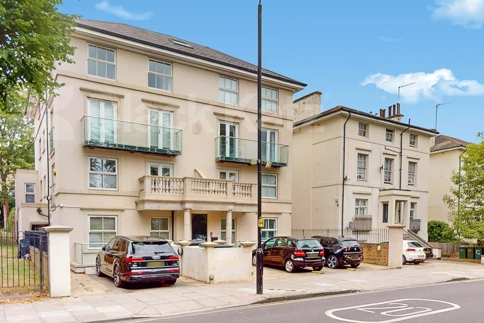 3 bedroom flat for rent
