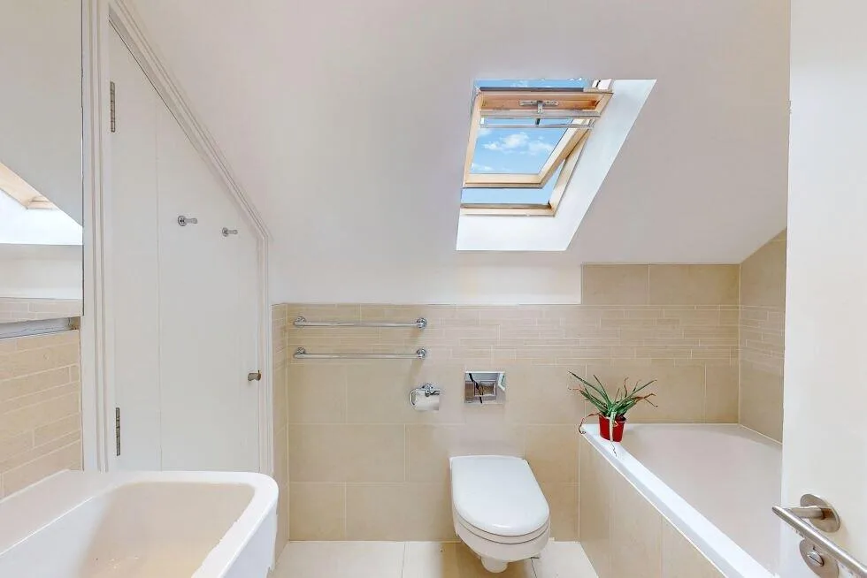 3 bedroom flat for rent
