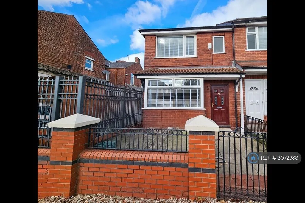 2 bedroom semi-detached house for rent