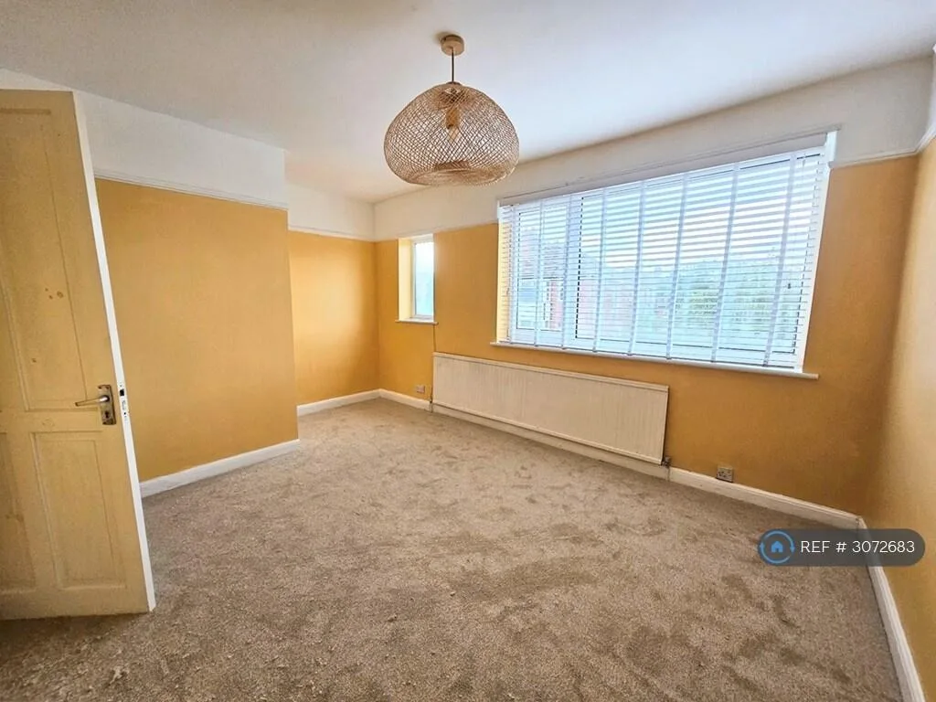 2 bedroom semi-detached house for rent