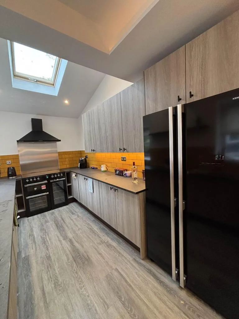 6 bedroom terraced house for rent