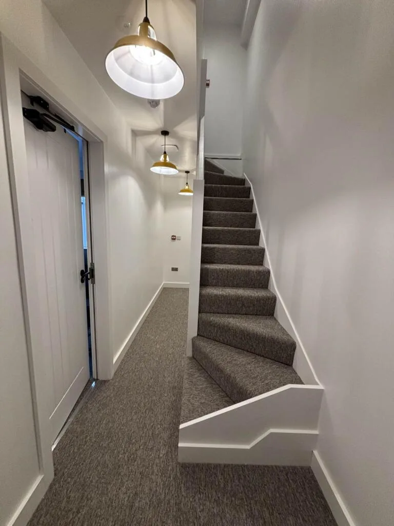 6 bedroom terraced house for rent