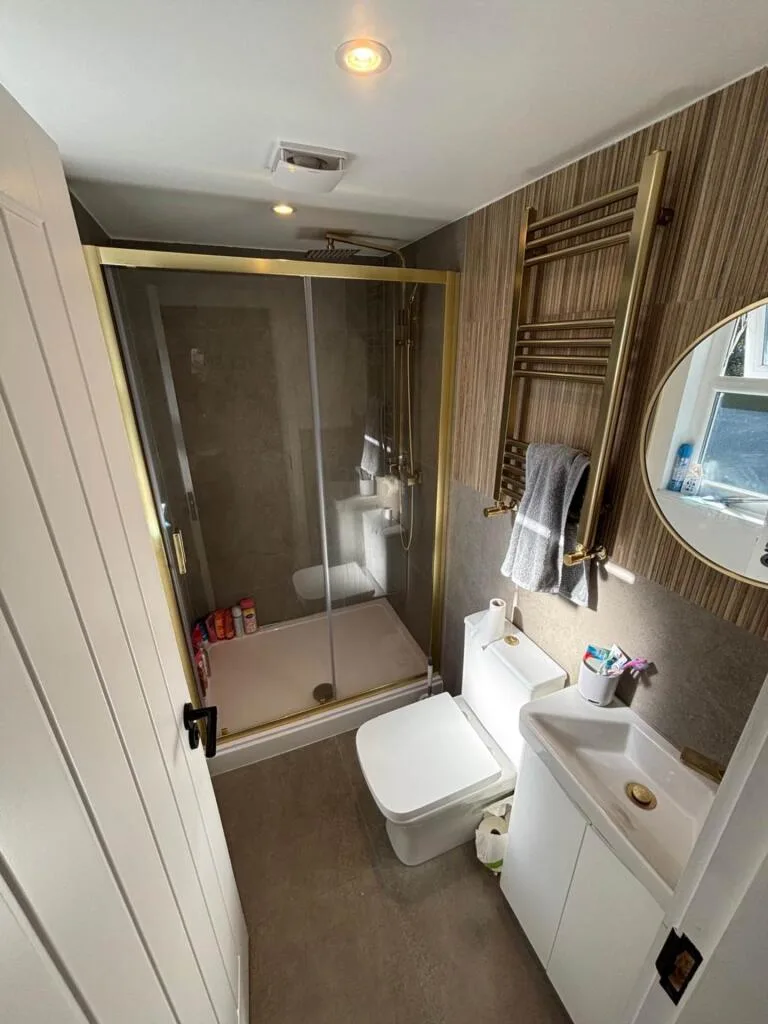 6 bedroom terraced house for rent