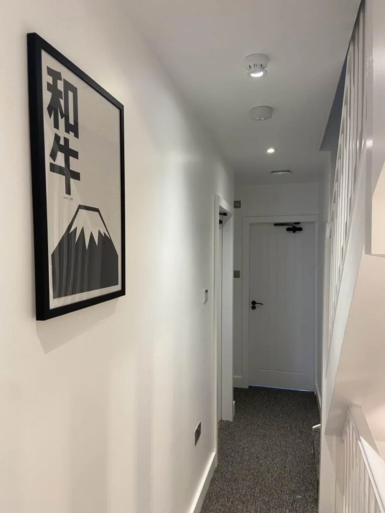 6 bedroom terraced house for rent