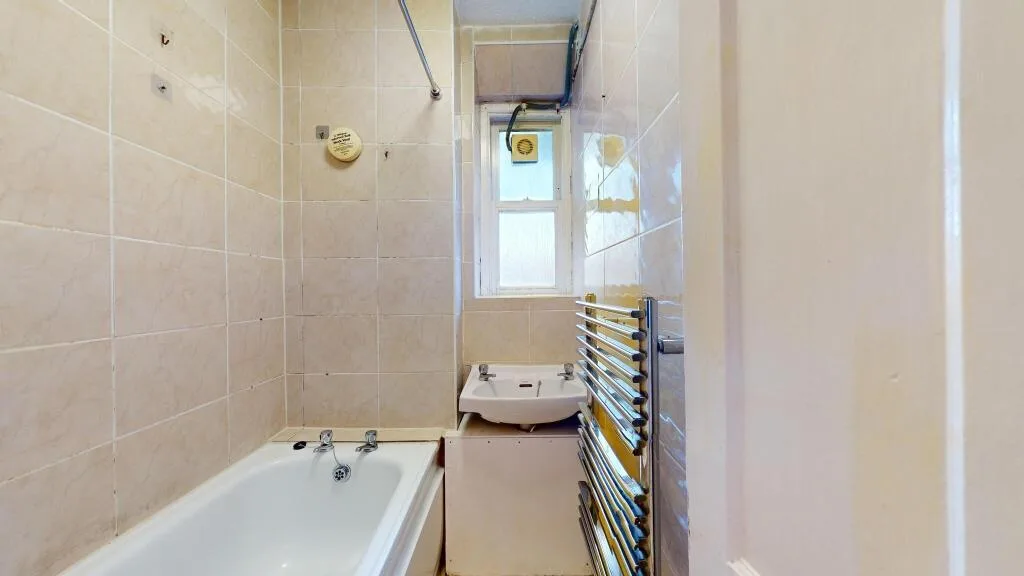 4 bedroom flat for rent