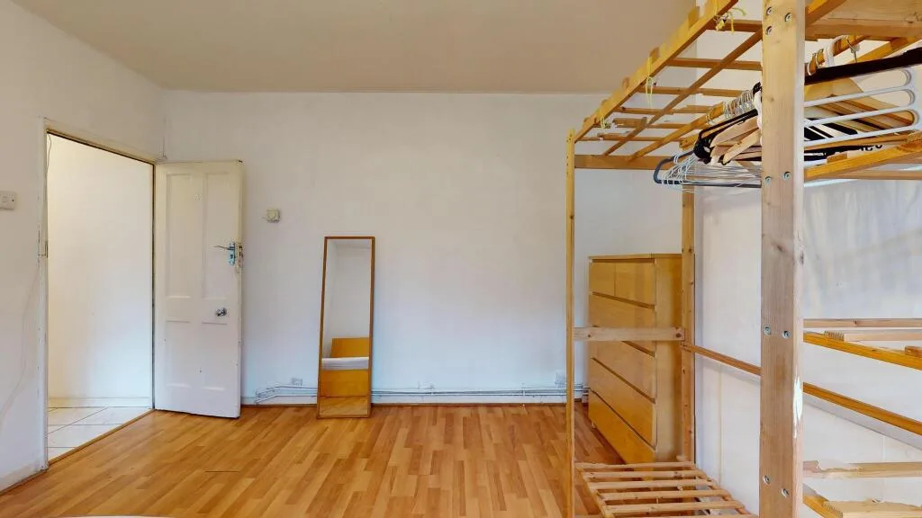 4 bedroom flat for rent