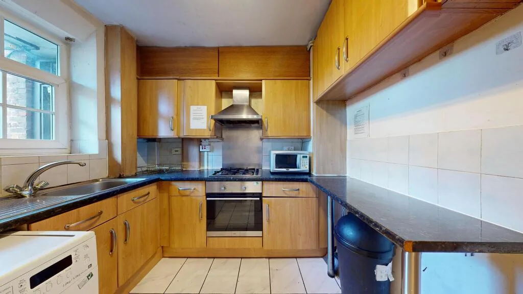 4 bedroom flat for rent