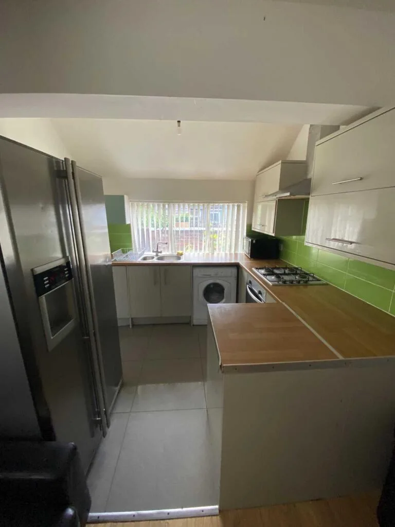 6 bedroom terraced house for rent