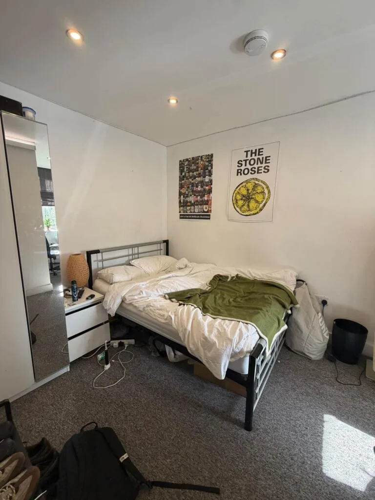 6 bedroom terraced house for rent