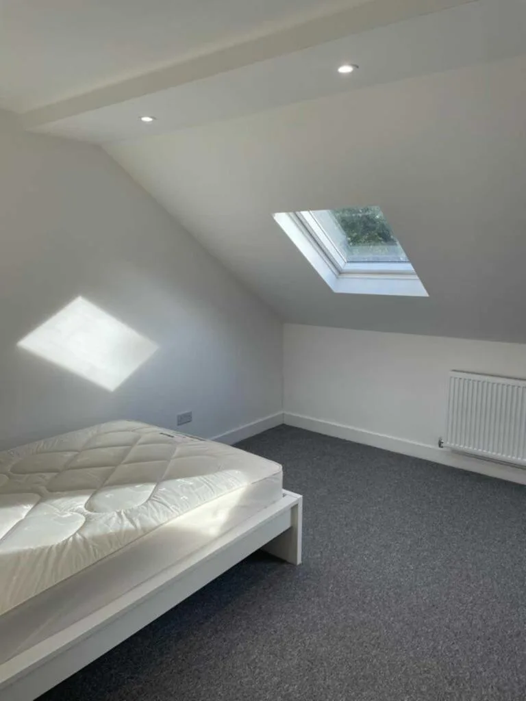 6 bedroom terraced house for rent