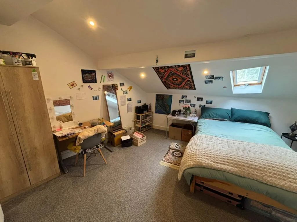 6 bedroom terraced house for rent