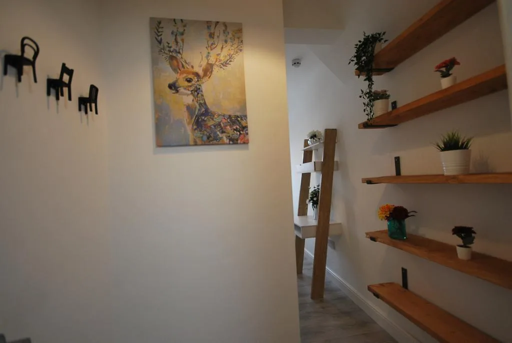 5 bedroom terraced house for rent