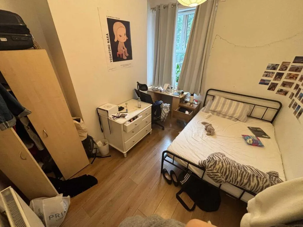 4 bedroom end of terrace house for rent